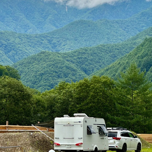 Akamine Camping Ground：綠意滿溢，親近自然的露營樂趣