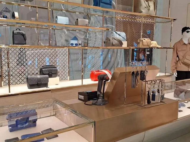 ร้าน Louis Vuitton สนามบินคันไซ
