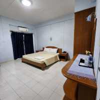 ริทชี่เฮ้าส์ Ritzy House Hote