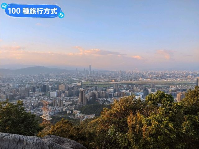 內湖親山步道-巨石林立的金面山剪刀石