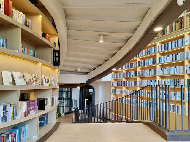 ห้องหนังสือดีไซน์เรียบหรู📚ต้องมาฮาร์บิน! 