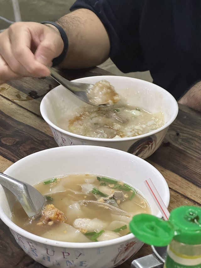 ร้านข้าวแห้งบ้านบึงนายเล้ง 🍲