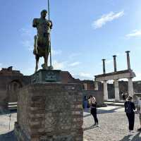 Pompeii resurgence as a bustling city once again