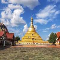 สักการะพระเจดีย์ทรงมอญ ณ เมืองนครชุม
