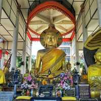 สักการะหลวงพ่อโมฬีที่เมืองกำแพงเพชร