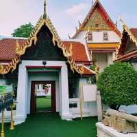 泰國曼谷著名皇家寺廟景點:Wat Hong Rattanaram Ratchaworawihan，建築雄偉壯觀，適合打卡拍照📸