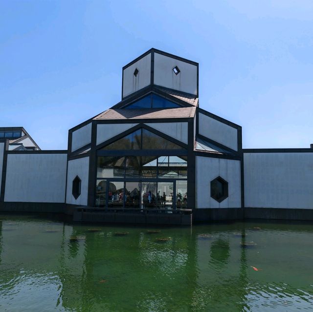 Historical Suzhou - a cultural place that keep your heart melts