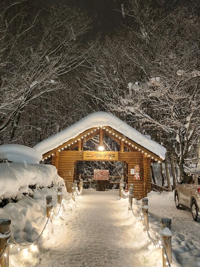 동화속마을에 들어와 있는듯한 닝그루테라스❄️🤍