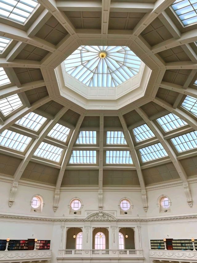 Discover the Beauty of State Library Victoria in Melbourne