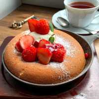 Flavorful Tea Time at Books and Coffee 梟書茶房🍓