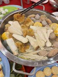 Steamboat by the Pool: A Unique Dining Experience at Yong’s Steam Boat Garden