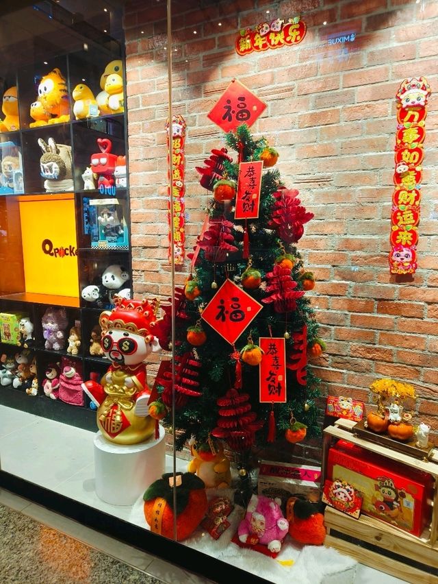 A Shopper’s Paradise at Q Pocket