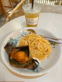 Oh Apong Café – Where Aesthetic Meets Comfort