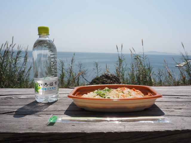 🍱 貓島 Lunch + 彩色小學 🐈
