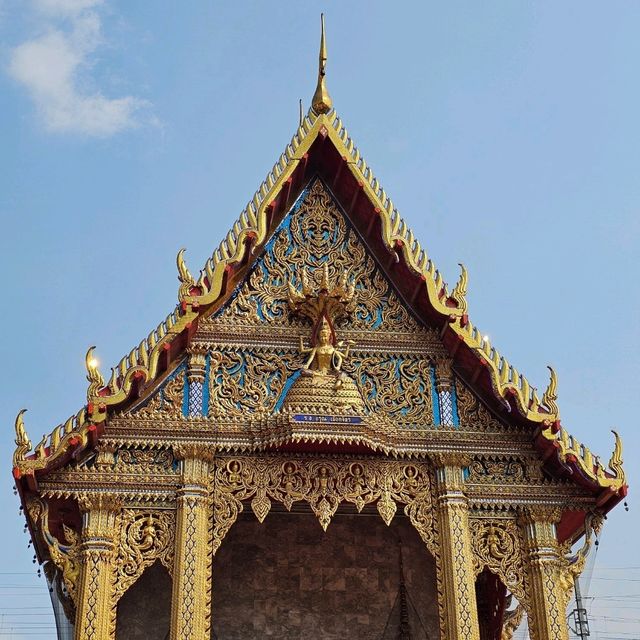 วัดเสมียนนารีพระอารามหลวง