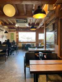恩平韓屋村の、韓屋伝統茶菓子店 ミョングムダン