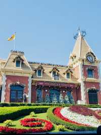 Magic in the City: Hong Kong Disneyland