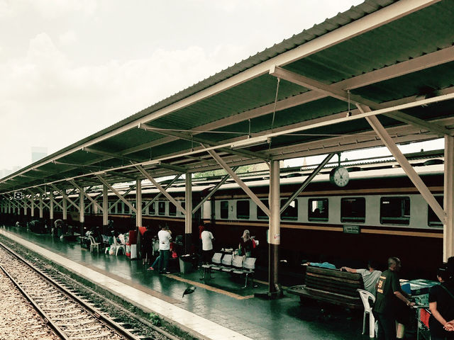 Hua Lamphong to Ayutthaya – A Nostalgic Train Ride