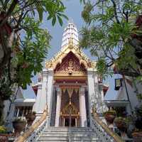 สักการะ🙏พระนาค ที่วัดจักรวรรดิราชาวาส