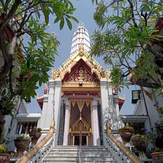 สักการะ🙏พระนาค ที่วัดจักรวรรดิราชาวาส