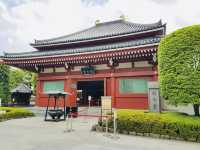 วัด Asakusa ยามเช้า บรรยากาศเงียบสงบ ชิลๆ สบายๆ