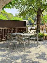 🧀 Chirp Cafe and Chat Space