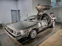  A Paradise for Car Lovers – My Unforgettable Visit to the Petersen Automotive Museum