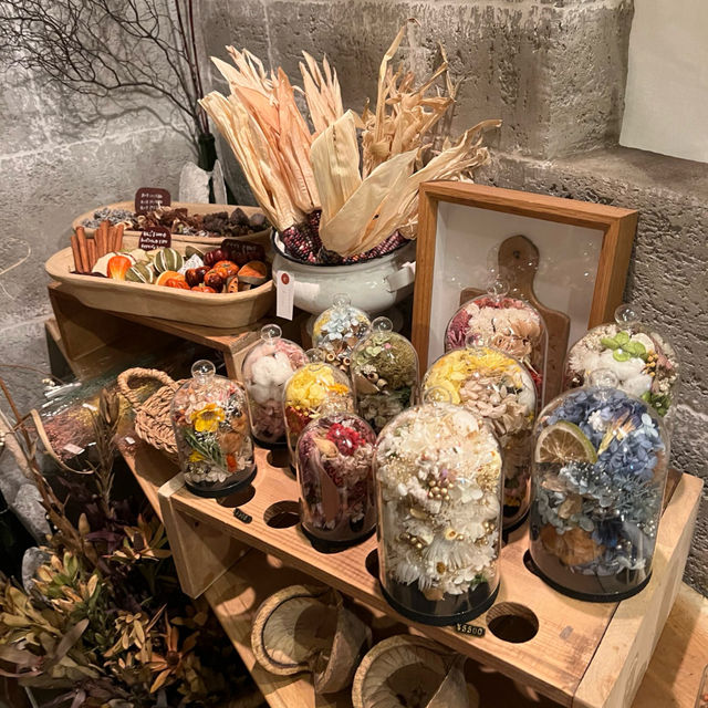 可愛すぎる！パンとドライフラワーのお店💐