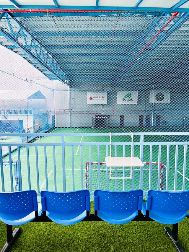 “Green Goals, Rooftop Rolls – DO Arena in the City”