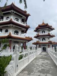 Explore and have a leisurely walk at Jurong Lake Gardens