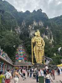How to get the best of the adrenaline rush and relaxing calm of Kuala Lumpur at the same time?!