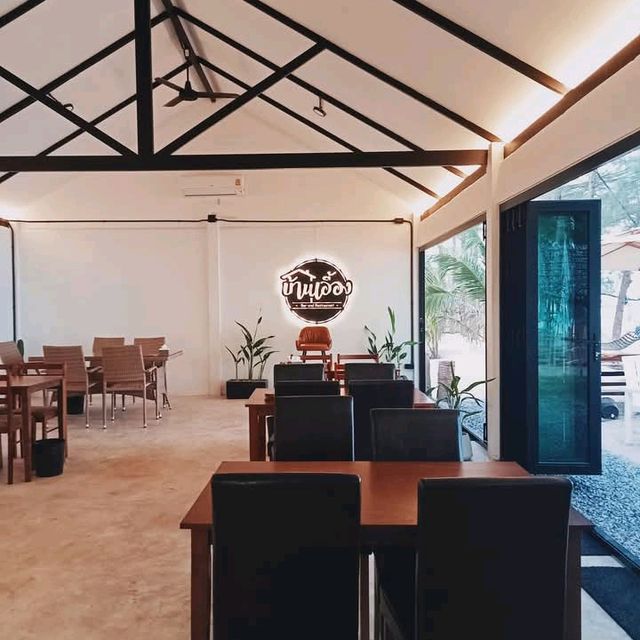 ร้านอร่อยเมืองชุมพร กับลมทะเล