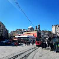 ต่อเครื่อง Istanbul ✈️ แวะเดินเล่นย่าน Taksim 🇹🇷