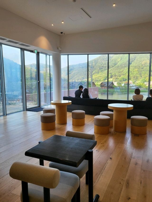 이국적 낭만감성 가득한 대구 가창카페