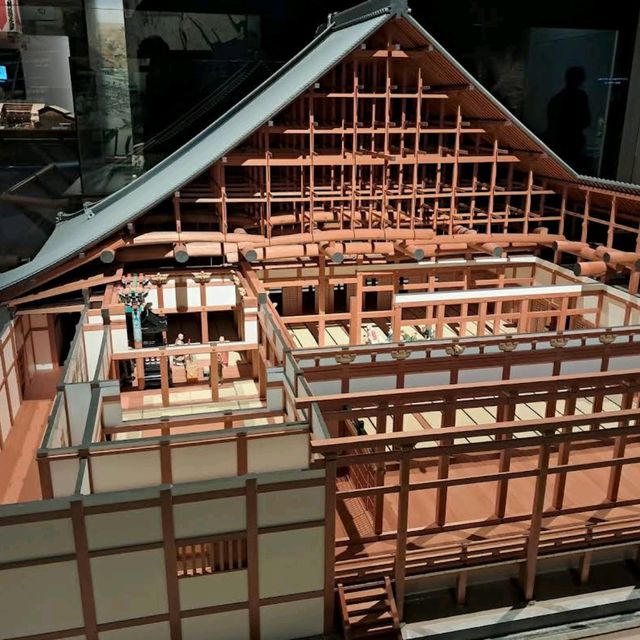 大阪歴史博物館（おおさかれきしはくぶつかん）