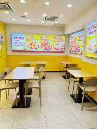 From Beijing Streets to Cherry Blossom Dreams at Xia Yuan Yuan