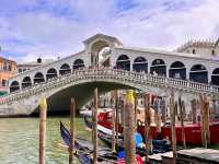 Rialto Bridge: A Moment That Stays With You