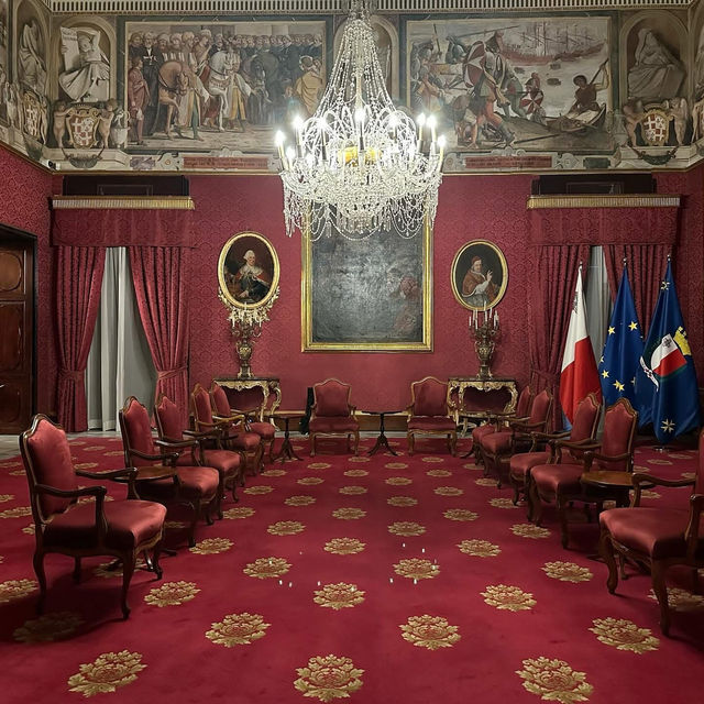 🏰 Grandmaster’s Palace Tour: A Majestic Journey Through Malta’s History! ✨