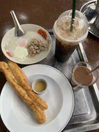 โจ๊กนั่งยอง สังขระบุรี