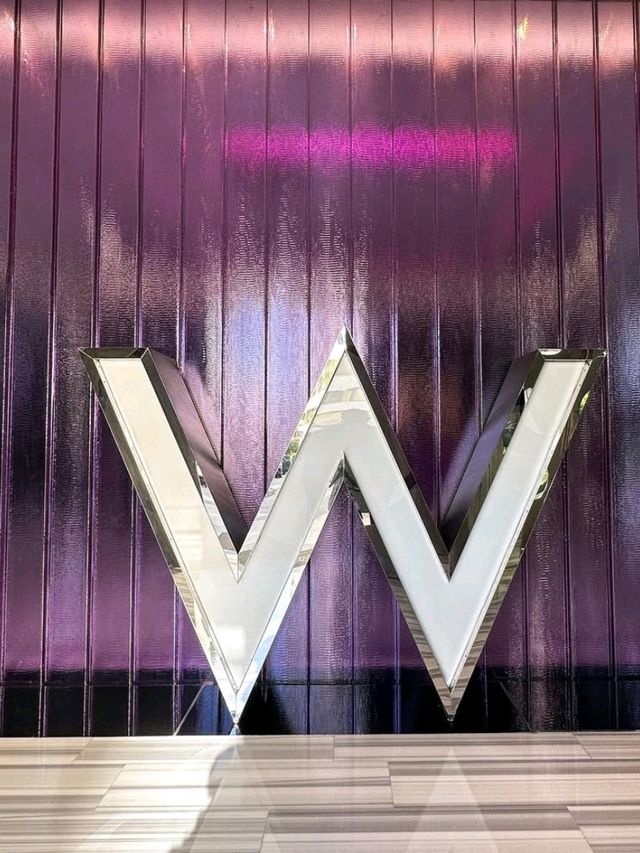 🌟 W Bangkok: Where Luxury Meets Vibrant Energy in the Heart of the City!