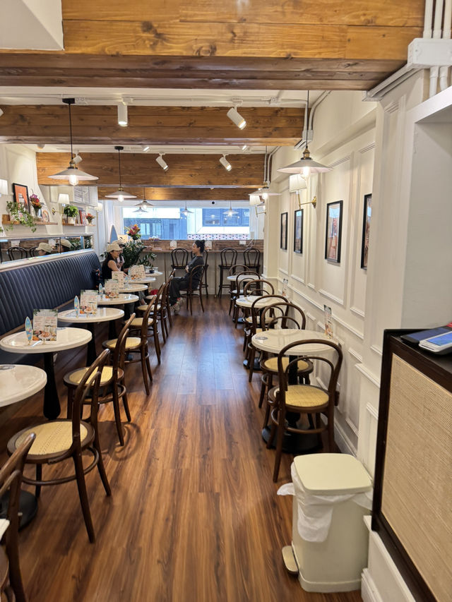 【香港】 中上環雪糕店，開心果Affogato大推！