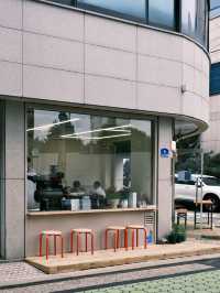 📥🏡잠실 깔끔한 인테리어가 돋보이는 로컬카페 커피하우스 바이레쥬