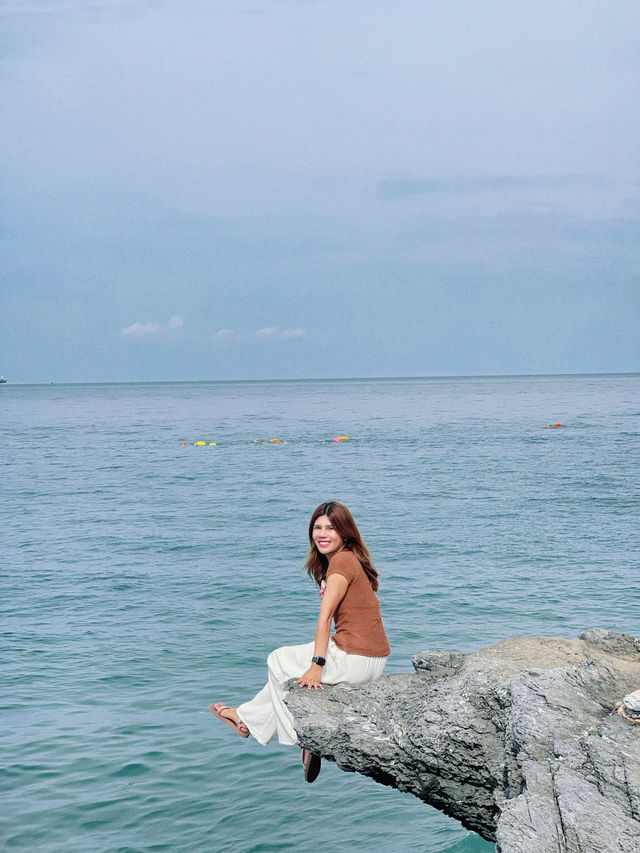 เกาะสีชัง เกาะเล็กๆแต่ไปแล้วมีความสุขมาก🩵
