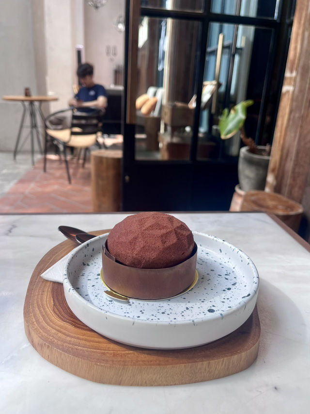 【チェンマイ】絶品チョコレートスイーツ＆ドリンク🍫 Skugga Estate