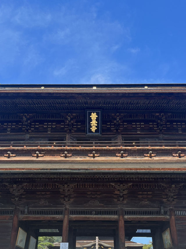 ⛩【長野・善光寺】一度は詣でたい「無宗派」の祈りの場。闇をくぐって心が洗われる体験