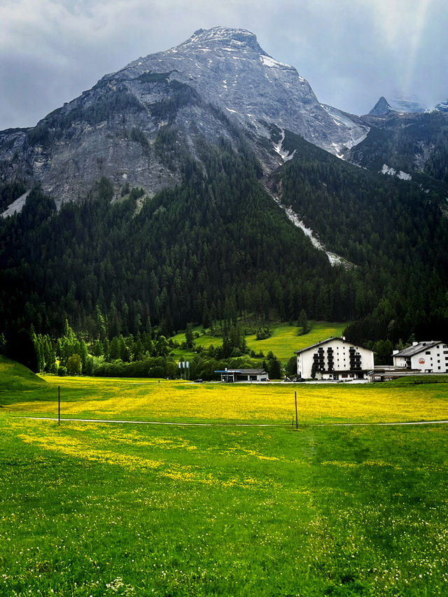 Preda: A Tiny Alpine Stop with Grand Scenery