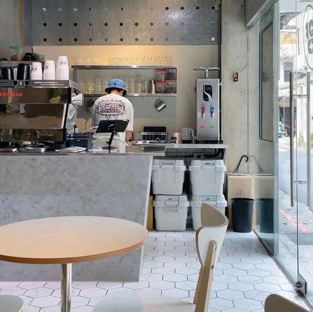 Cafe Yang Yang