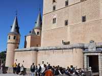 백설공주 성’으로 불리는 스페인 동화 성, 알카사르 데 세고비아(Alcázar de Segovia)