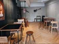 ☕ : Hideway Café and Bar คาเฟ่นนทบุรี