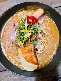 Gourmet in a Container vibe – Knock Knock Café Hits Different”